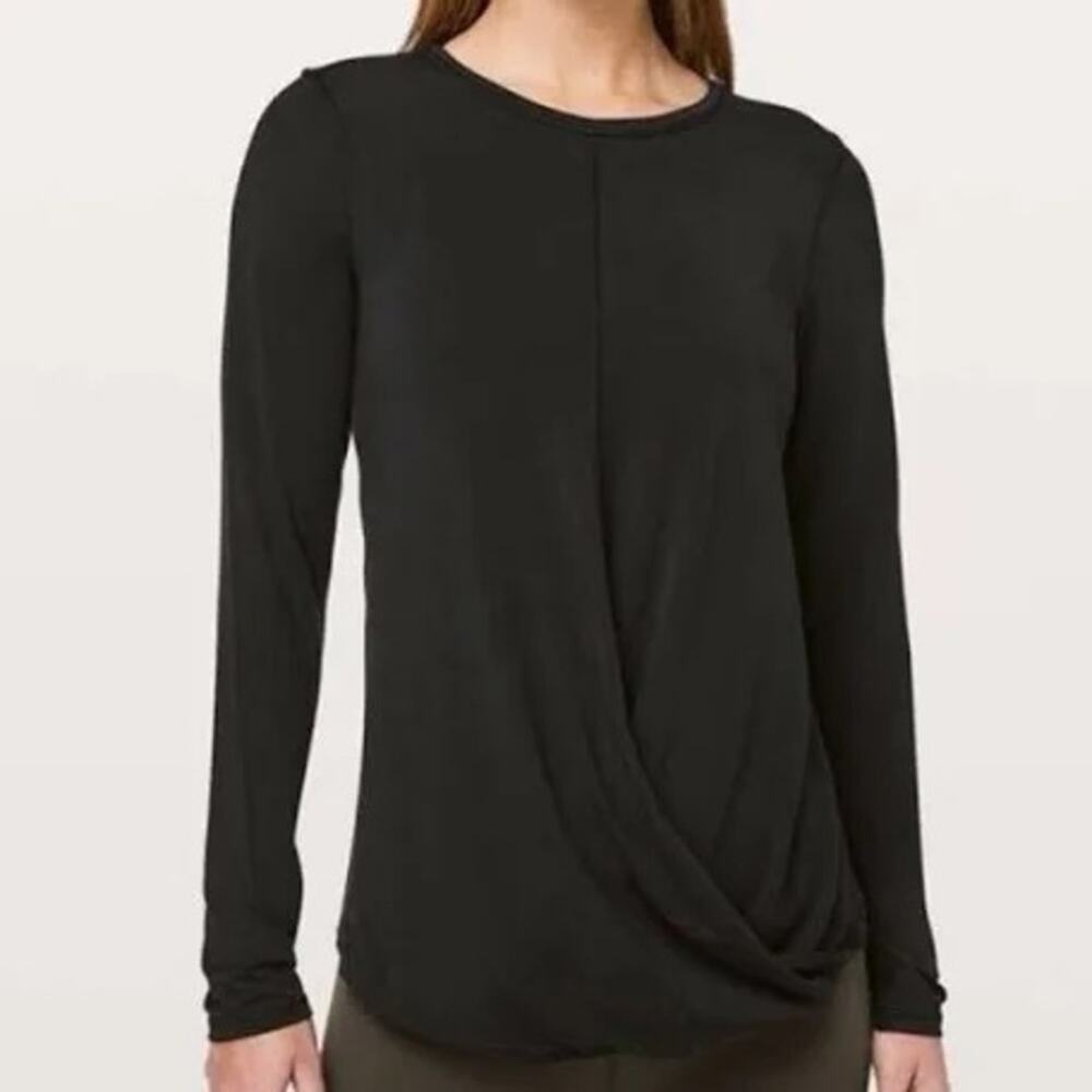 Lululemon Serene Saturday Long Sleeve top in black Size Small